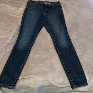 Old Navy Rockstar Super Skinny Jeans